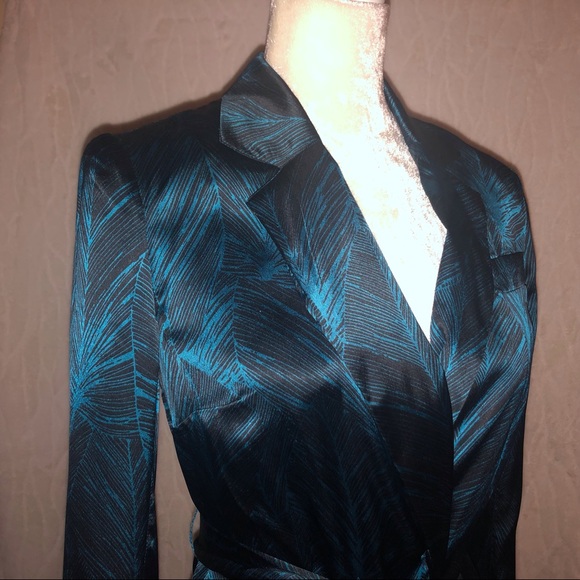 Y2K French Connection Satin Smoking Jacket | Size 6 - Picture 9 of 15